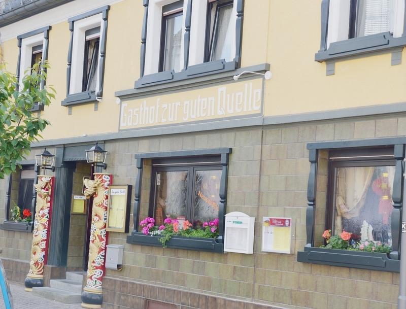 Hotel Zur Guten Quelle Selters  エクステリア 写真